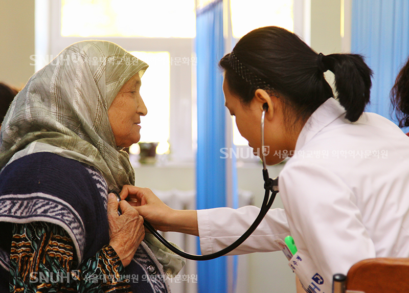 [2012년] 우즈베키스탄 양로원 의료봉사