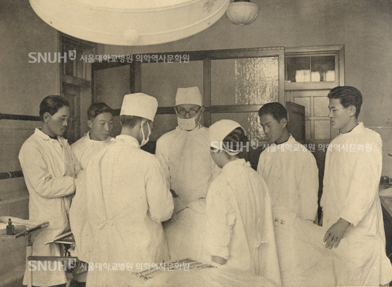 [1929년] 백인제 외과 과장의 수술